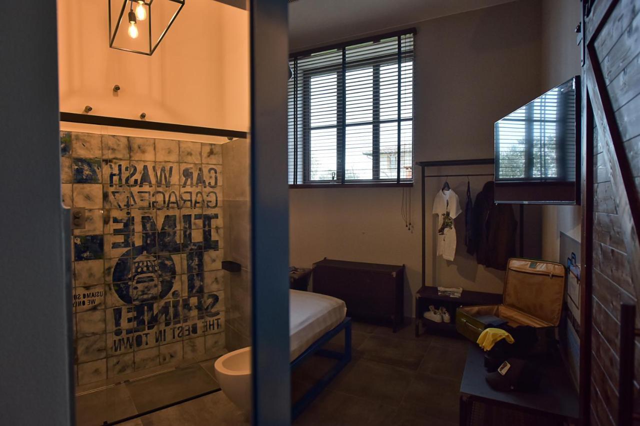 Garage47 Storica Officina Meccanica Loft B&B In 皮恩扎 外观 照片