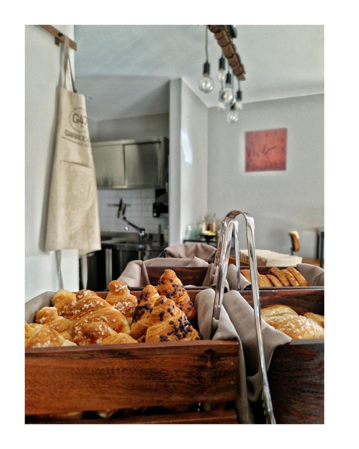 Garage47 Storica Officina Meccanica Loft B&B In 皮恩扎 外观 照片