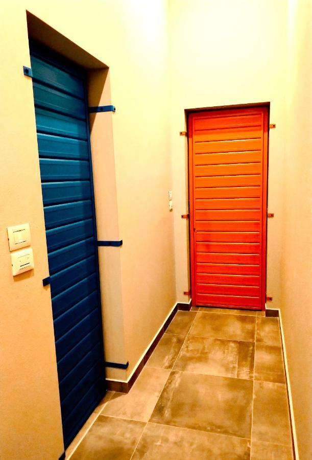 Garage47 Storica Officina Meccanica Loft B&B In 皮恩扎 外观 照片